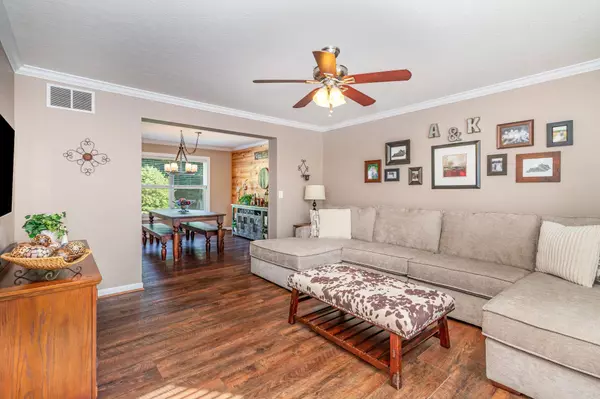 1622 Amsterdam Road, Fort Wright, KY 41011