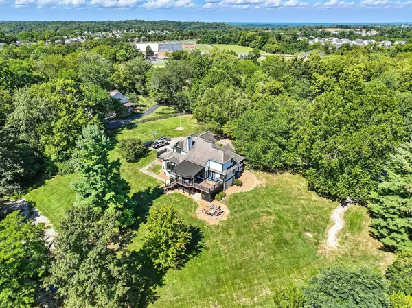 1977 Coachtrail Drive, Hebron, KY 41048