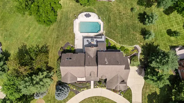 808 Squire Lake Drive, Villa Hills, KY 41017