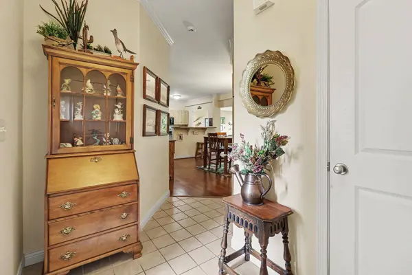 1864 Quarry Oaks Drive, Florence, KY 41042