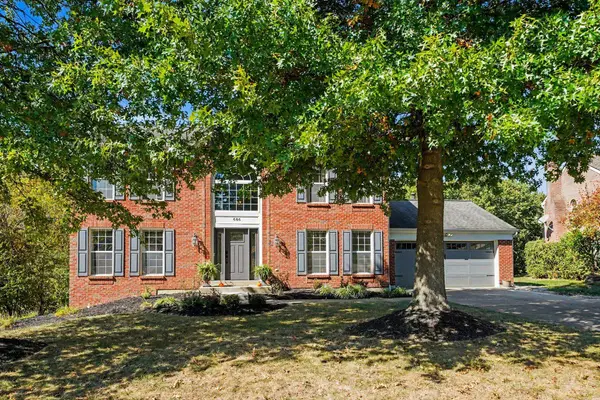 686 Meadow Wood Drive, Crescent Springs, KY 41017