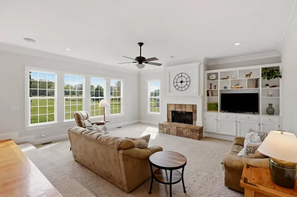 130 Lighthouse Way, Midway, KY 40347