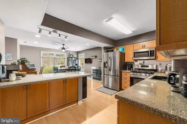 27 MAJESTIC WAY, Marlton, NJ 08053