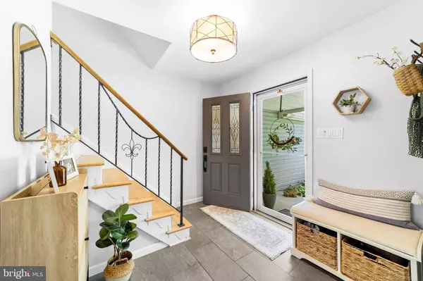 127 SANDRINGHAM RD, Cherry Hill, NJ 08003