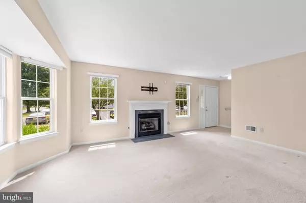 904 SWEETWATER DR, Cinnaminson, NJ 08077