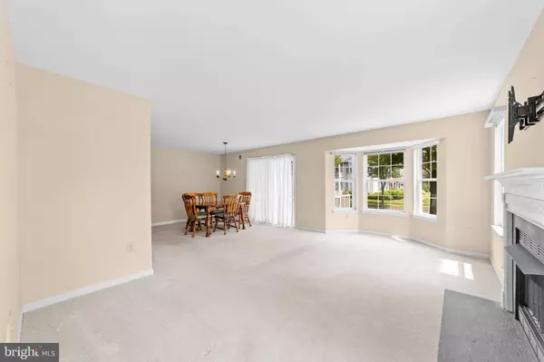 904 SWEETWATER DR, Cinnaminson, NJ 08077