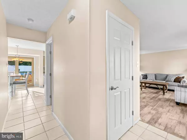 425 GLASGOW RD, Williamstown, NJ 08094