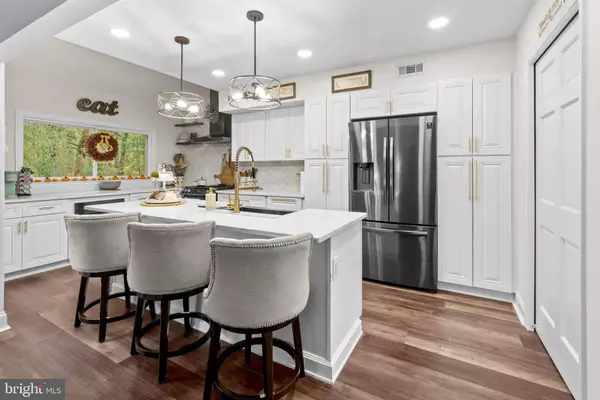 51 FIVE CROWN ROYAL, Marlton, NJ 08053