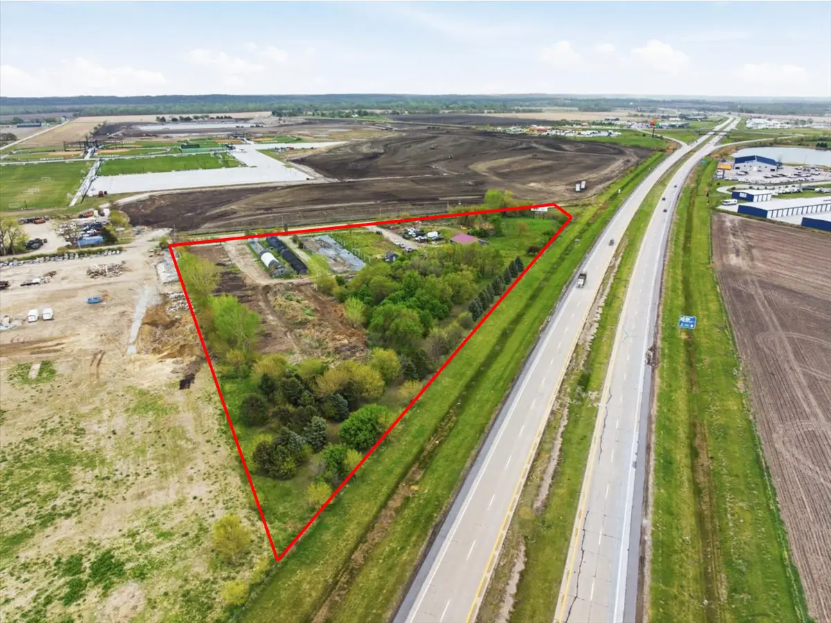 6610 N 264th Cir, Valley, NE 68064-8208