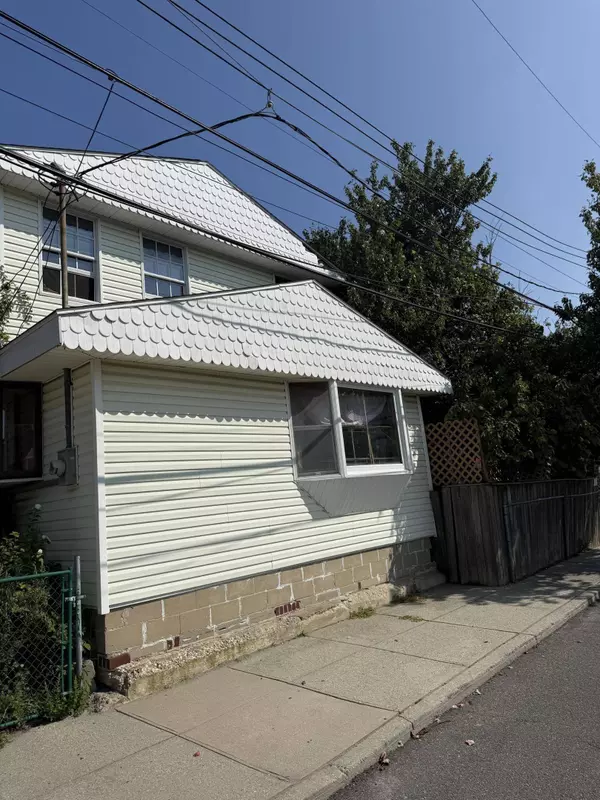 815 Walton Road, Queens, NY 11693