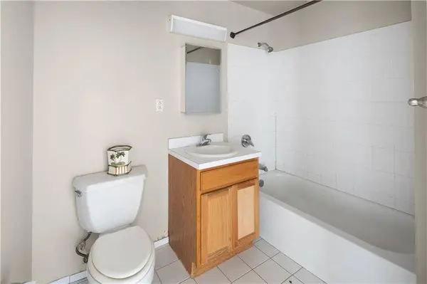 260 Beach 81st Street #6-V, Queens, NY 11693