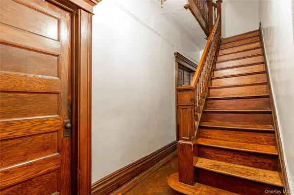 505 Macon ST, Brooklyn, NY 11233