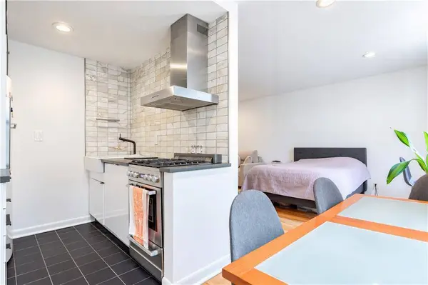 140 Seventh AVE #4S, New York, NY 10011