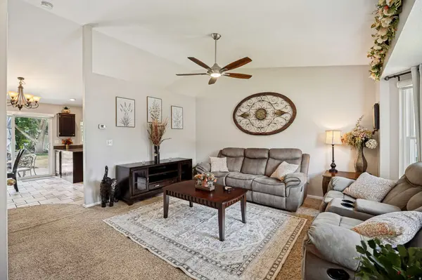 2425 E VIEW DR, South Weber, UT 84405