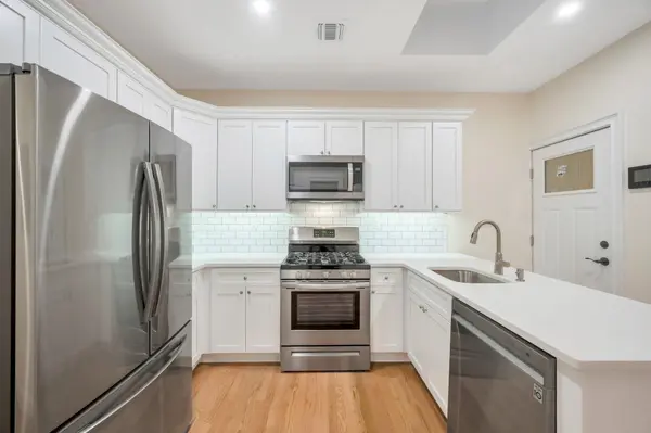 41-06 25th Ave #2, New York, NY 11103