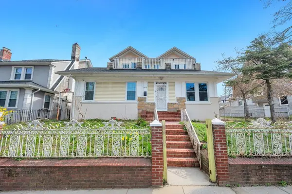 109-27 196th St, New York, NY 11412