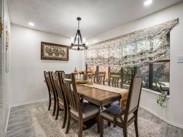 712 Middle Cove Drive, Plano, TX 75023