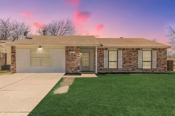 6525 Wakefield Drive, North Richland Hills, TX 76182