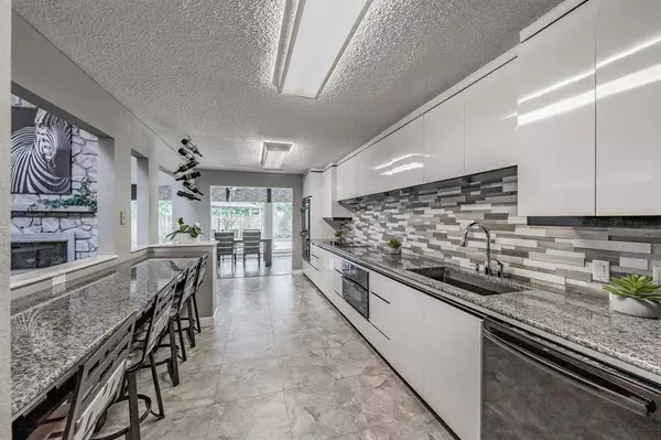 7300 Londonderry Drive, North Richland Hills, TX 76182