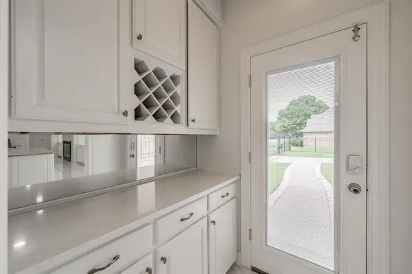 2604 Highland Drive, Colleyville, TX 76034