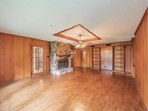 106 Richmond Drive, Waxahachie, TX 75165