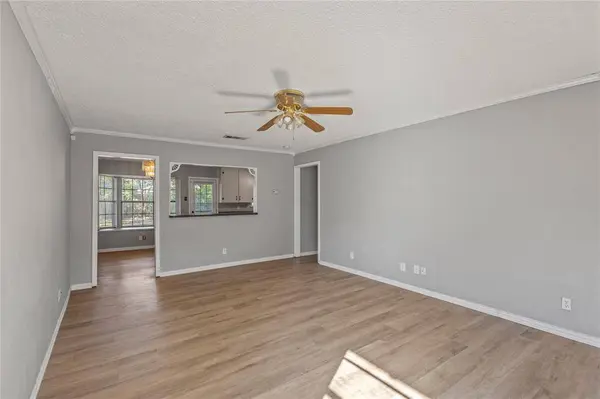 5005 Roxie Street, Haltom City, TX 76117