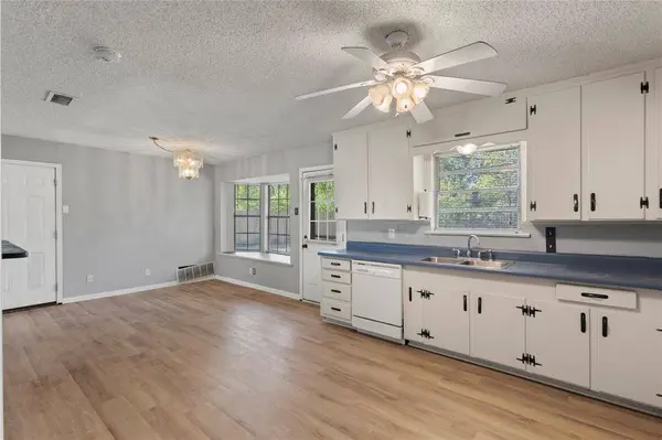 5005 Roxie Street, Haltom City, TX 76117