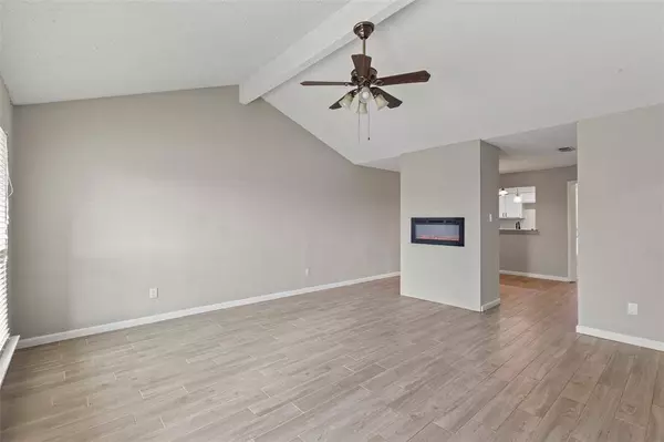 3002 Penny Lane, Euless, TX 76039