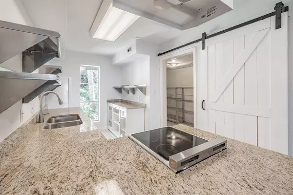 9999 Boat Club Road #103, Fort Worth, TX 76179