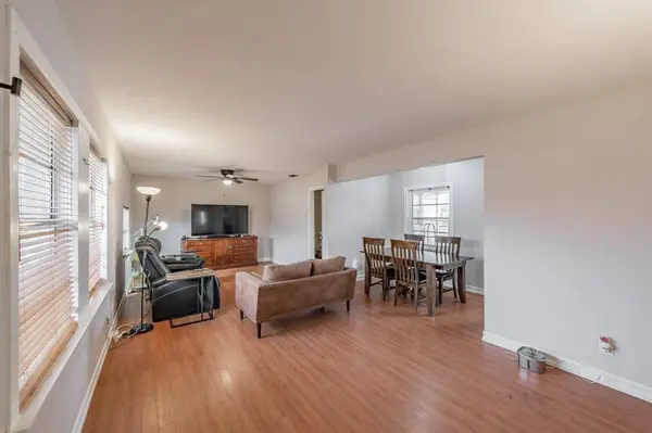 528 Buena Vista Drive, Hurst, TX 76053