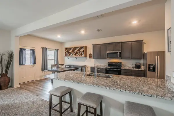 8317 Smokey Creek Pass, Fort Worth, TX 76179