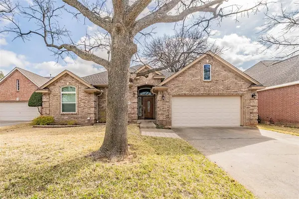 409 Dorcas Lane, Arlington, TX 76013