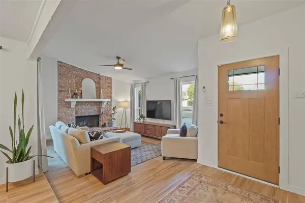 3005 Old Orchard Court, Bedford, TX 76021