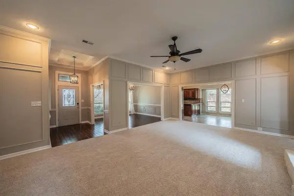 1413 Wedglea Court, Bedford, TX 76021