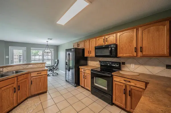 108 Tripp Trail, Denton, TX 76207