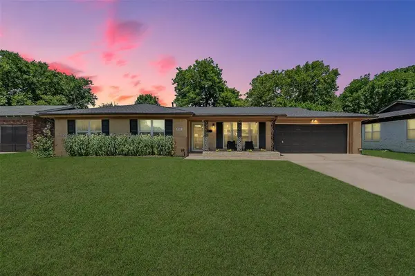 853 Lee Drive
