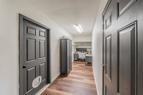 853 Lee Drive, Bedford, TX 76022