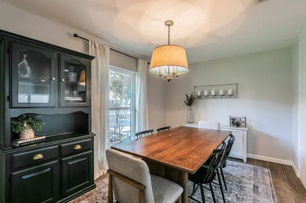 2109 Friar Tuck Drive, Arlington, TX 76013