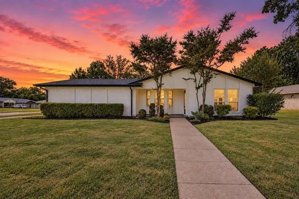 3101 Whisperwood Lane