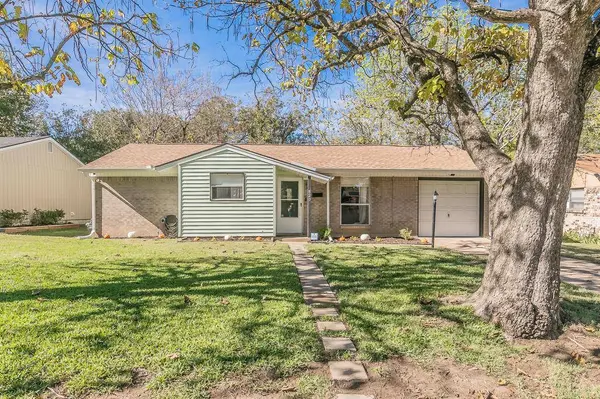 820 SW Southridge Drive