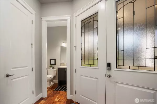 15210 NE Woodland PL, Woodinville, WA 98072