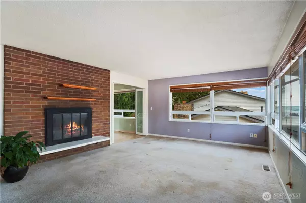 29929 4th AVE SW, Federal Way, WA 98023