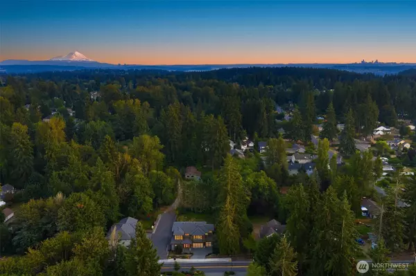 7609 NE 155th ST, Kenmore, WA 98028