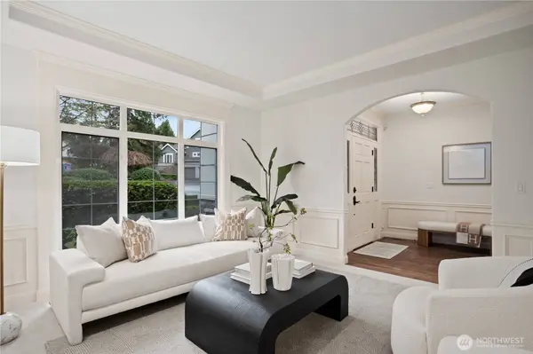 12019 199th CT NE, Woodinville, WA 98077