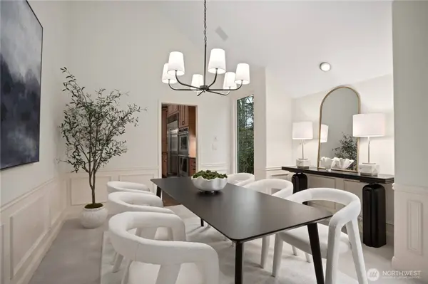 12019 199th CT NE, Woodinville, WA 98077