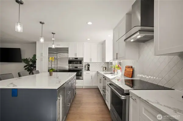 12923 86th AVE NE, Kirkland, WA 98034