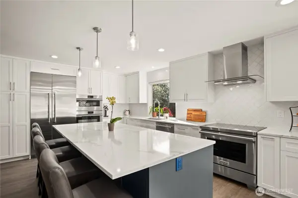 12923 86th AVE NE, Kirkland, WA 98034