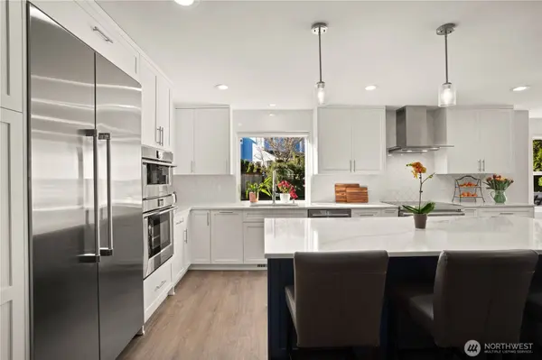 12923 86th AVE NE, Kirkland, WA 98034