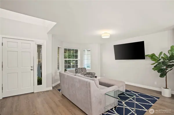 12923 86th AVE NE, Kirkland, WA 98034