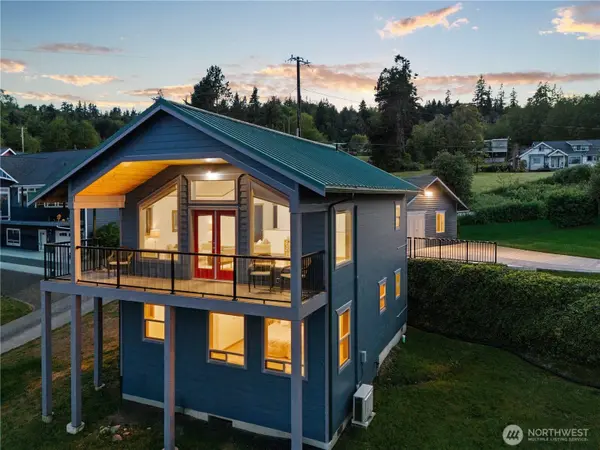 202 Olympus BLVD, Port Ludlow, WA 98365